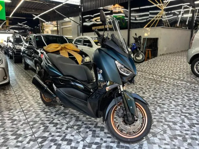 YAMAHA XMAX 250 ABS 2023