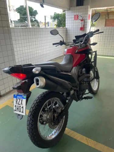 VENDO MOTO XRE/BROS 190