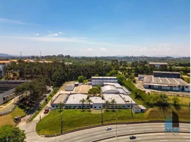 Galpão para alugar 5752 m² R$ 170.000 Cotia/SP