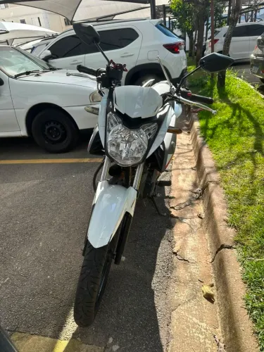 YAMAHA FAZER YS 150 SED 2018 - R$ 11.500