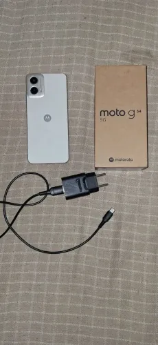 Moto G34 5G 256GB / 8GB RAM - Na Caixa com Carregador