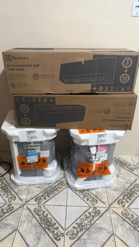 Ar-Condicionado Novo lSplit Electrolux Inverter 9.000 BTUs Color Adapt Frio