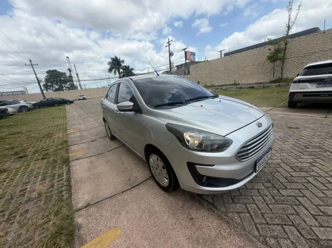 Ford KA 1.5 Sedan SE Plus 12V Flex 4P Mec. 2020