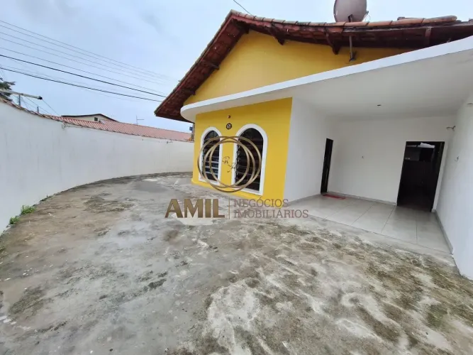 Aluga-se Casa, 190 m², 3 Quartos, 1 Suíte, 4 Vagas, Bairro Vila Tesouro - São José dos Cam