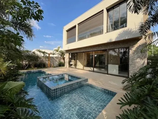 Casa completa no Alphaville 3 | Aqui na Imobiliária Rosa e Rangel