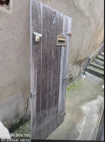 Portão externo madeira ipê 