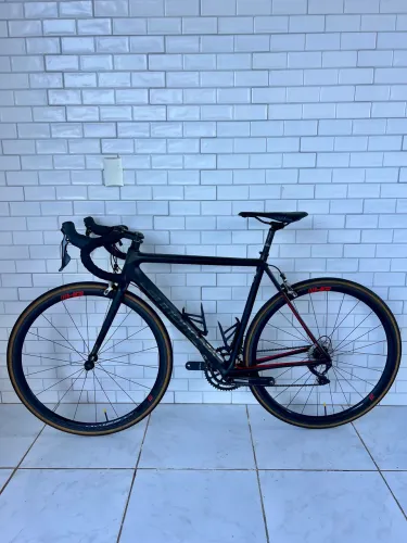 SuperSix EVO Carbon tamanho 52!