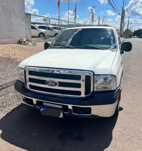 FORD F250 XLL ANO 2000