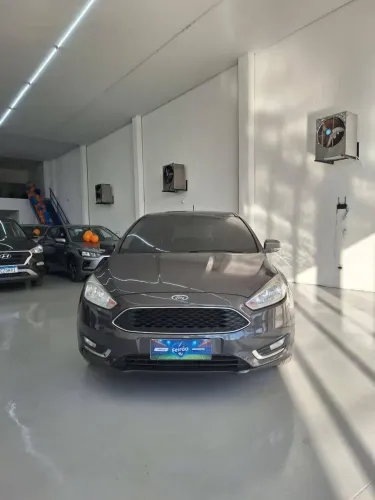 Ford Focus 1.6 S/se/se Plus Flex 8v/16v 5P 2018