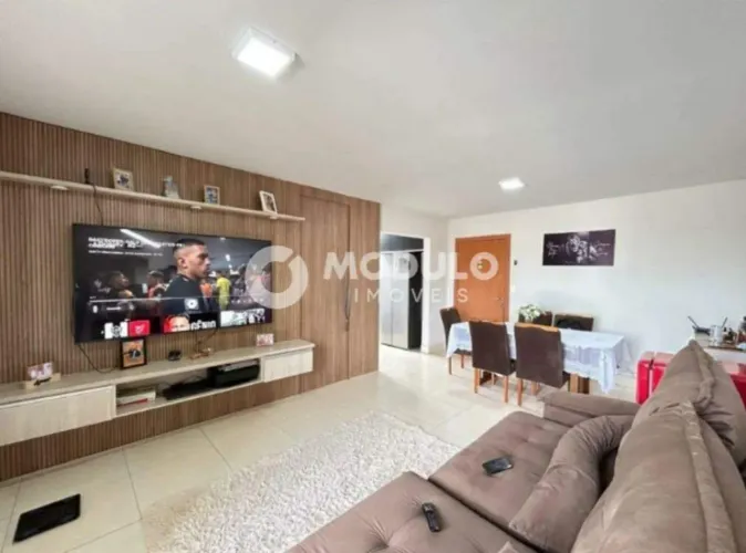 Apartamento mobiliado disponível para locação no bairro São Jorge.