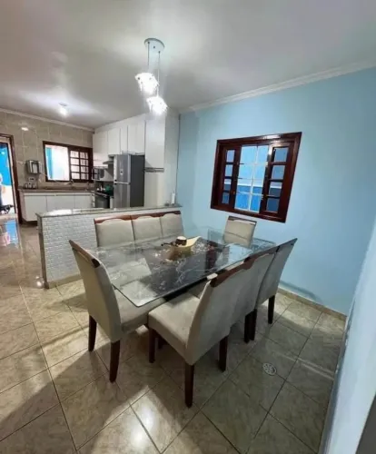 Vende-se casa no castanheira KF 
