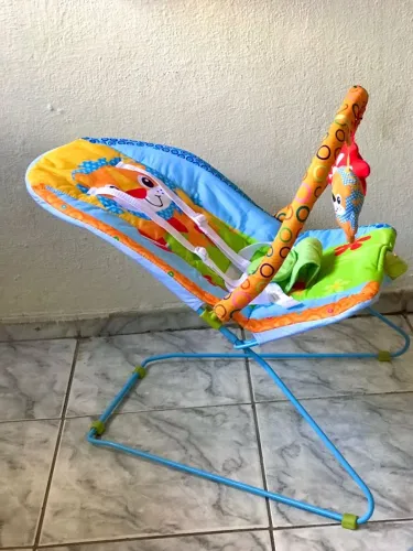 Cadeirinha de Descanso Baby Style - Vibra e Toca Música