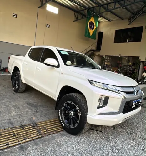 Mitsubishi L200 Triton Sport GLS 2.4 CD Diesel Aut. 2025