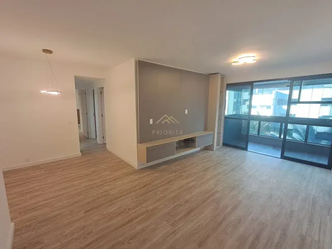 Oportunidade no Condomínio Mandala! 3 quartos, 1 suíte e sol da manhã.  Lazer completo no 