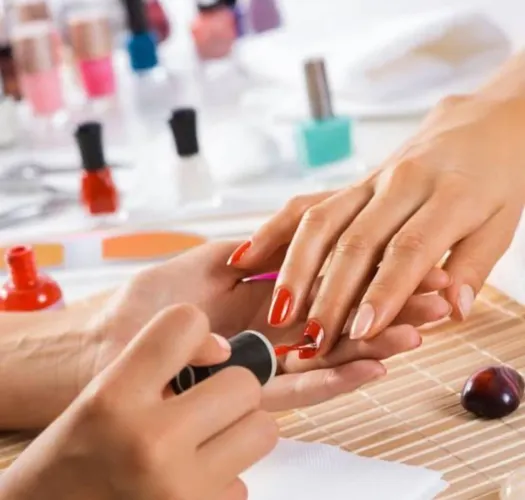 Vaga pra manicure