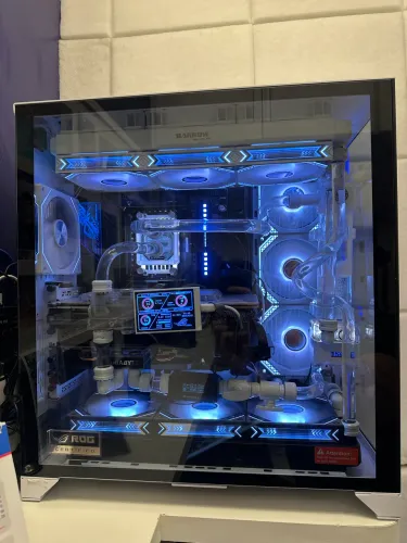 PC Gamer Ryzen 9 9950 x3d | RTX 3080