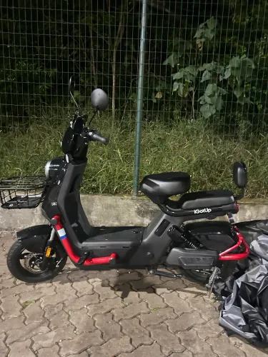 SCOOTER ELÉTRICA IGOTUP 1000W NOVA