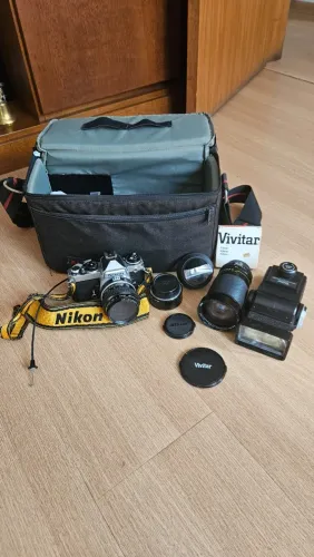 Kit camera Nikon com lentes anos 80