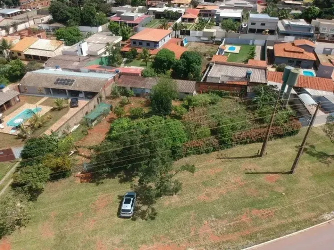Lote comercial na Ponte Alta 830 metros na Avenida Buriti