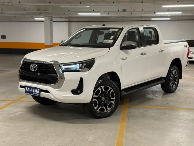 Toyota Hilux CD SRV 4X4 2.8 TDI Diesel Aut. 2025