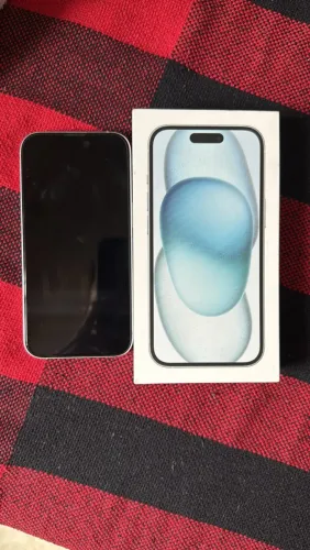 iPhone 15 512