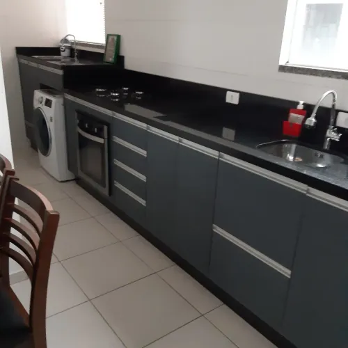 Cozinha planejada com pedra por R$4500