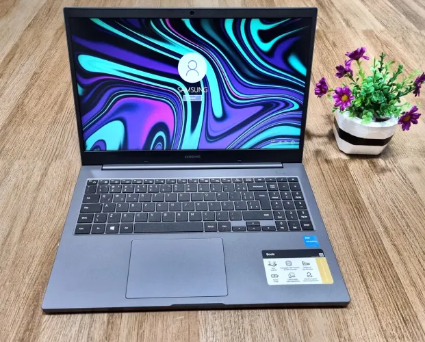 NOTEBOOK SAMSUNG BOOK CELERON ULTIMA GERAÇÃO/SSD128GB+500GB HD/4GB
