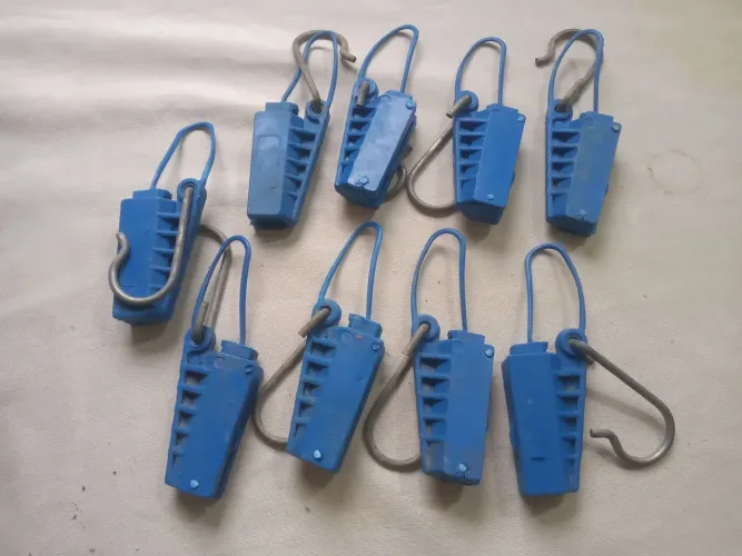 Esticador de fibra óptica