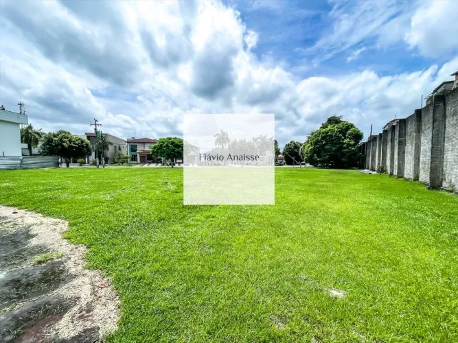 Lote no Condomínio Greenville 2 com 817m2