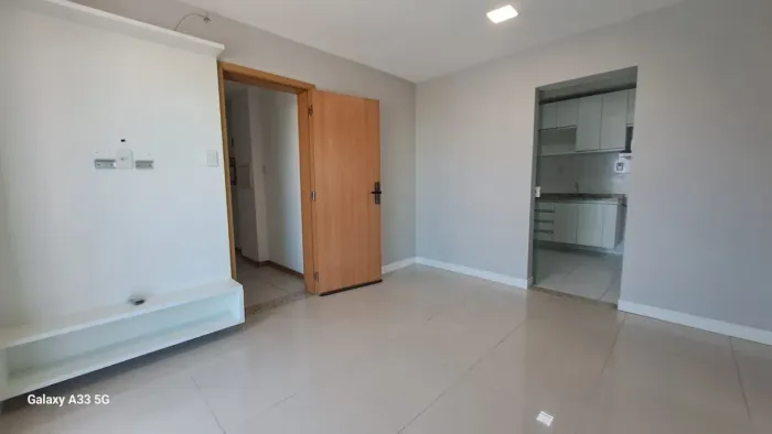 APARTAMENTO PARA LOCAÇÃO NO COLISEUM RESIDENCE | 67M² | 2 QUARTOS SENDO 1 SUÍTE | 1 VAGA |
