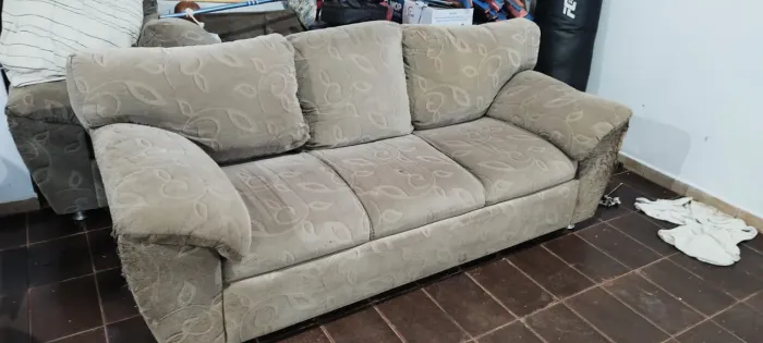 Sofá 3 lugares USADO
