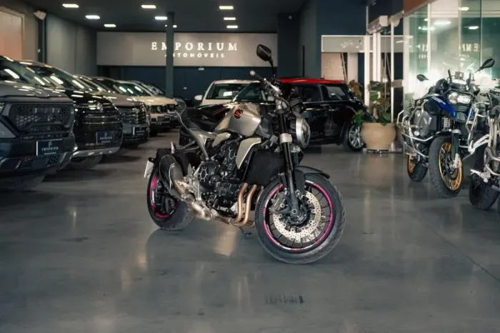 HONDA CB 1000R 2022