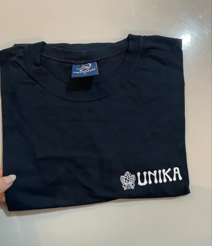 camiseta masculina unika