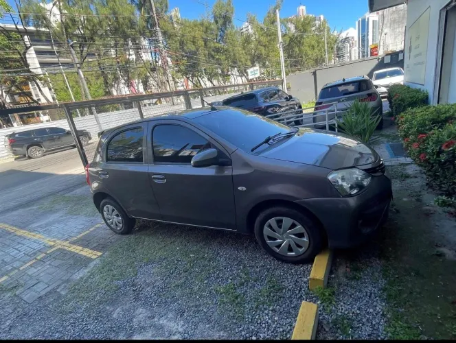 Toyota Etios X 1.3 Flex 16V 5P Mec. 2018