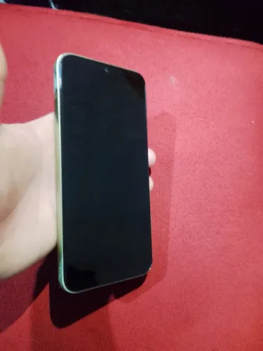 Vendo Samsung A14 quem tiver interesse em mandar concertar ele só vibra quando ligar p ele