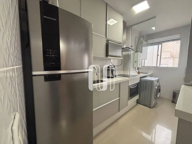 Apartamento com 2 dormitórios para alugar, 62 m² por R$ 5.637,00 - Riviera Fluminense - Ma