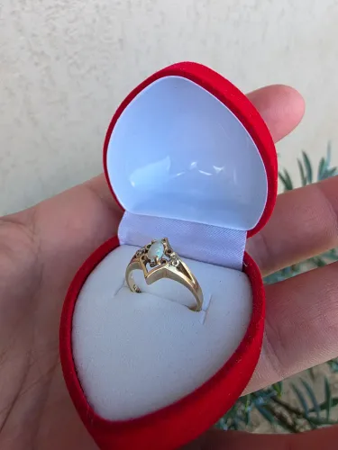 Anel ouro baixo feminino