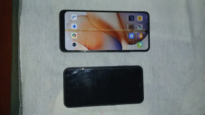 2 celulares para conserto ou peças ? Redmi Note 12 128 GB e Samsung A01