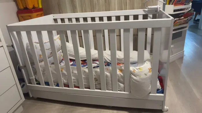 Berço bebe doa-se