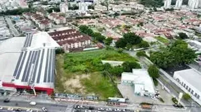 Terreno para aluguel possui 7000m²os em Parque 10 de Novembro - Manaus - AM