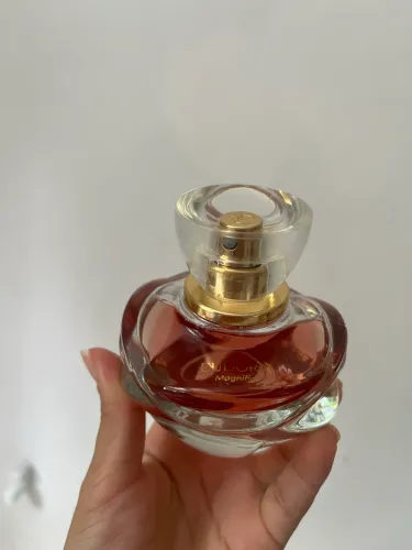Perfume feminino