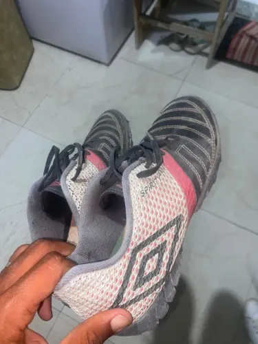 Chuteira umbro original 