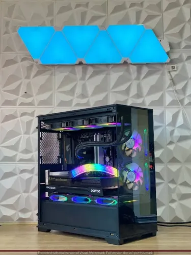 PC GAMER RYZEN 7 5700X/ B550M AORUS ELITE/ RX 9070 XT 16GB 21X SEM JUROS