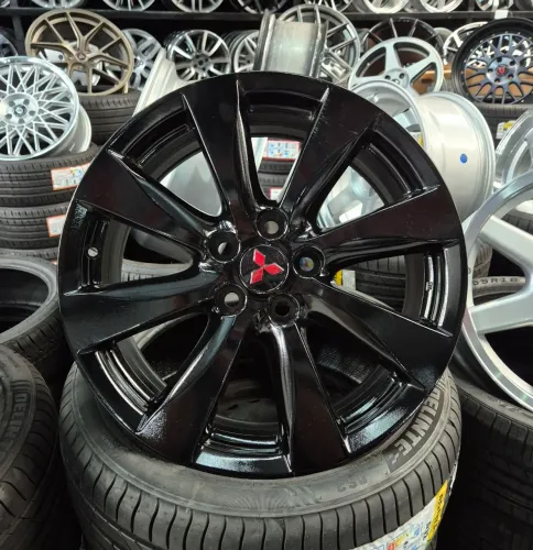 Jogo de rodas lancer aro 18 5x114 originais 