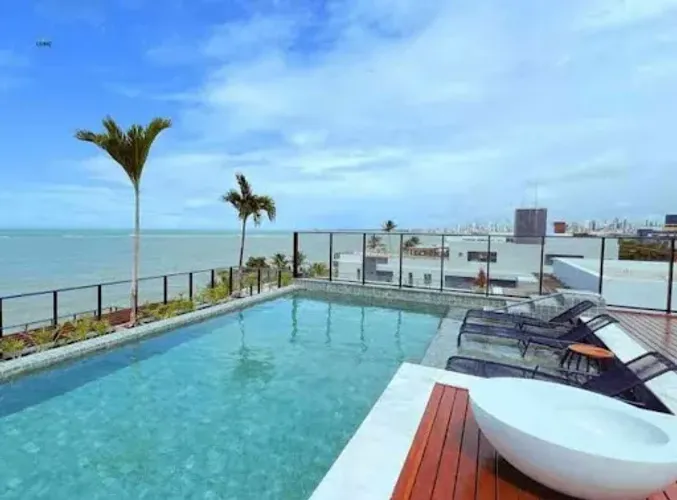 Apartamento de 42m2 Frente Mar e Pé na Areia, Mobiliado e Projetado