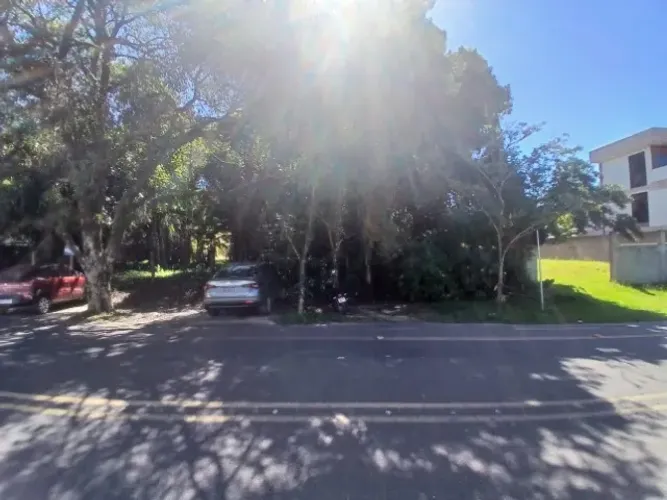 Terreno à venda no Estaleiro em Balneário Camboriú!