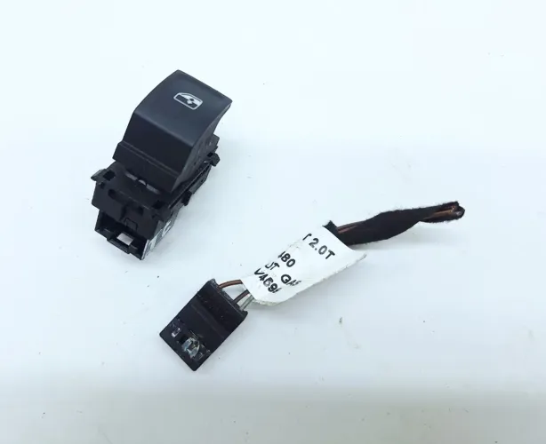 Comando Vidro Traseiro Esquerdo Passat 2.0 2018 5g0959855n