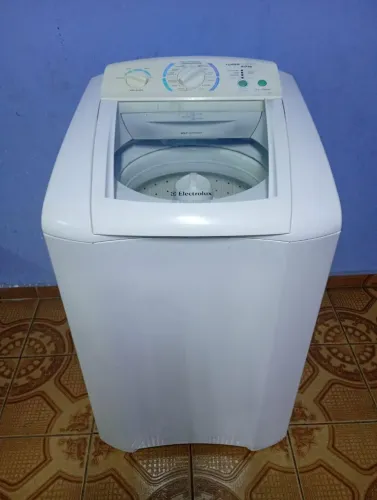 Máquina de lavar roupa Eletrolux 9kg