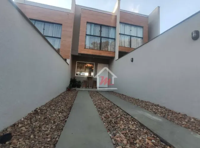 Sobrado com 2 dormitórios para alugar, 93 m² por R$ 4.355,00/mês - Asilo - Blumenau/SC