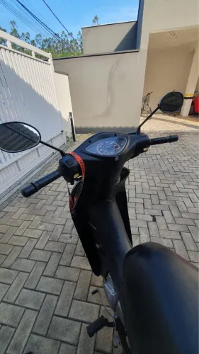 Moto Biz preta 2007
